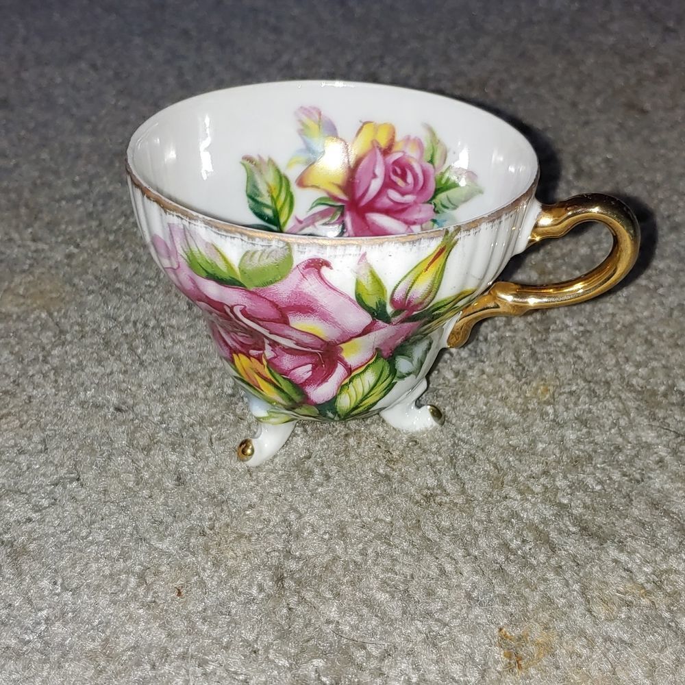 VINTAGE Norcrest Victoria Rose Fine China  tea cup